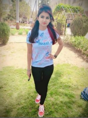 Tadipatri-top-college-call-girl-service-Babita_1